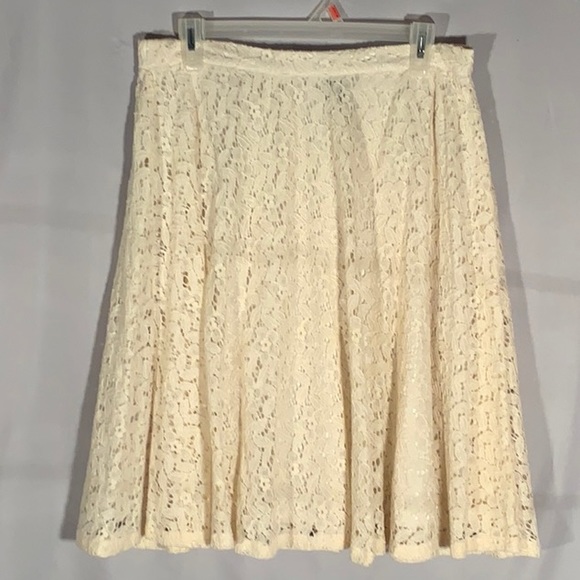 Grace Elements Skirt - Picture 1 of 3
